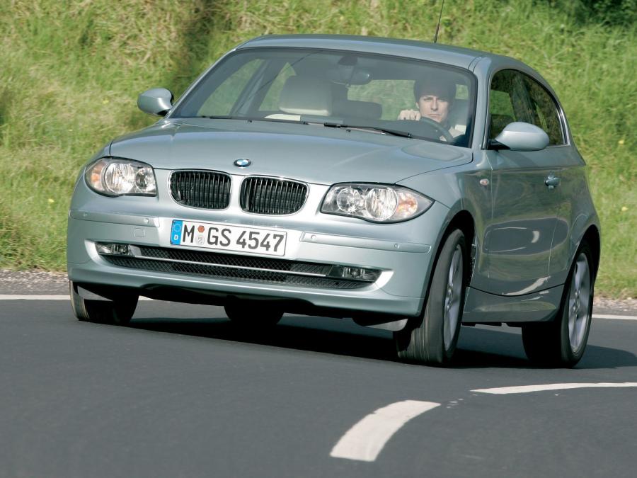  BMW 120i 3-Door 2007 года  (фото 61 из 70)